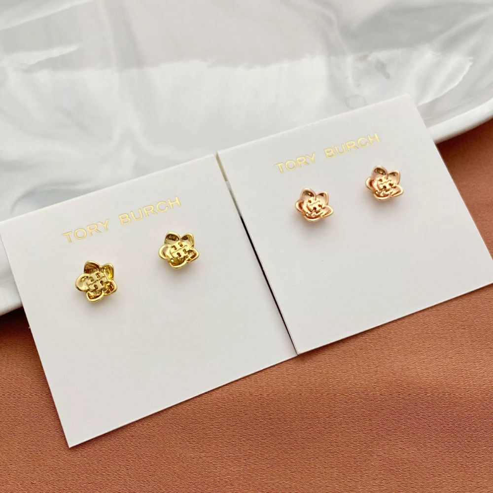 Tory Burch Letter Flower Stud Earrings Metal